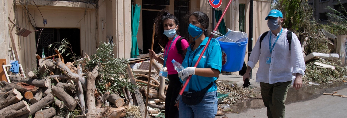 Nothelferinnen und Nothelfer von UNICEF in Beirut